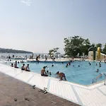 Albatross Mobile Homes On Valamar Lanterna