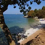 Albatross Mobile Homes On Valamar Lanterna 4*