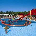 Albatross Mobile Homes On Valamar Lanterna Aldeamento Turístico 4*