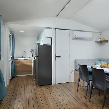 Kompleks wypoczynkowy Albatross Mobile Homes On Valamar Lanterna 4*