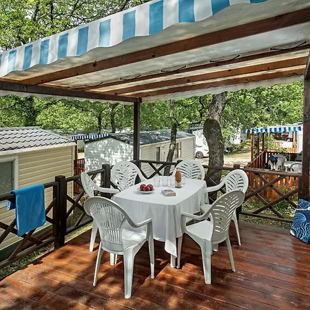 Kompleks wypoczynkowy Albatross Mobile Homes On Valamar Lanterna 4*