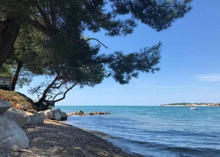 홀리데이파크 Albatross Mobile Homes On Valamar Lanterna Tar-Vabriga