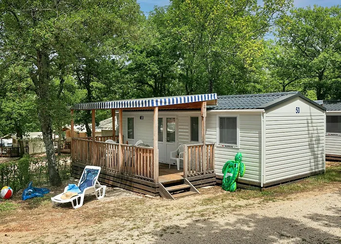 홀리데이파크 Albatross Mobile Homes On Valamar Lanterna