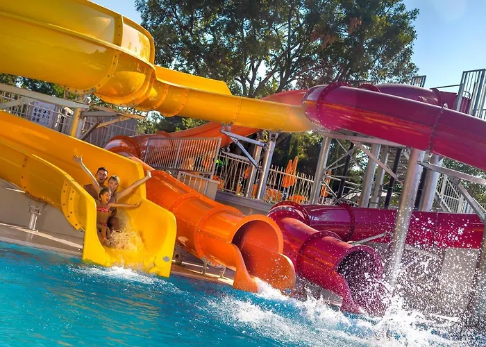 홀리데이파크 Albatross Mobile Homes On Valamar Lanterna Tar-Vabriga